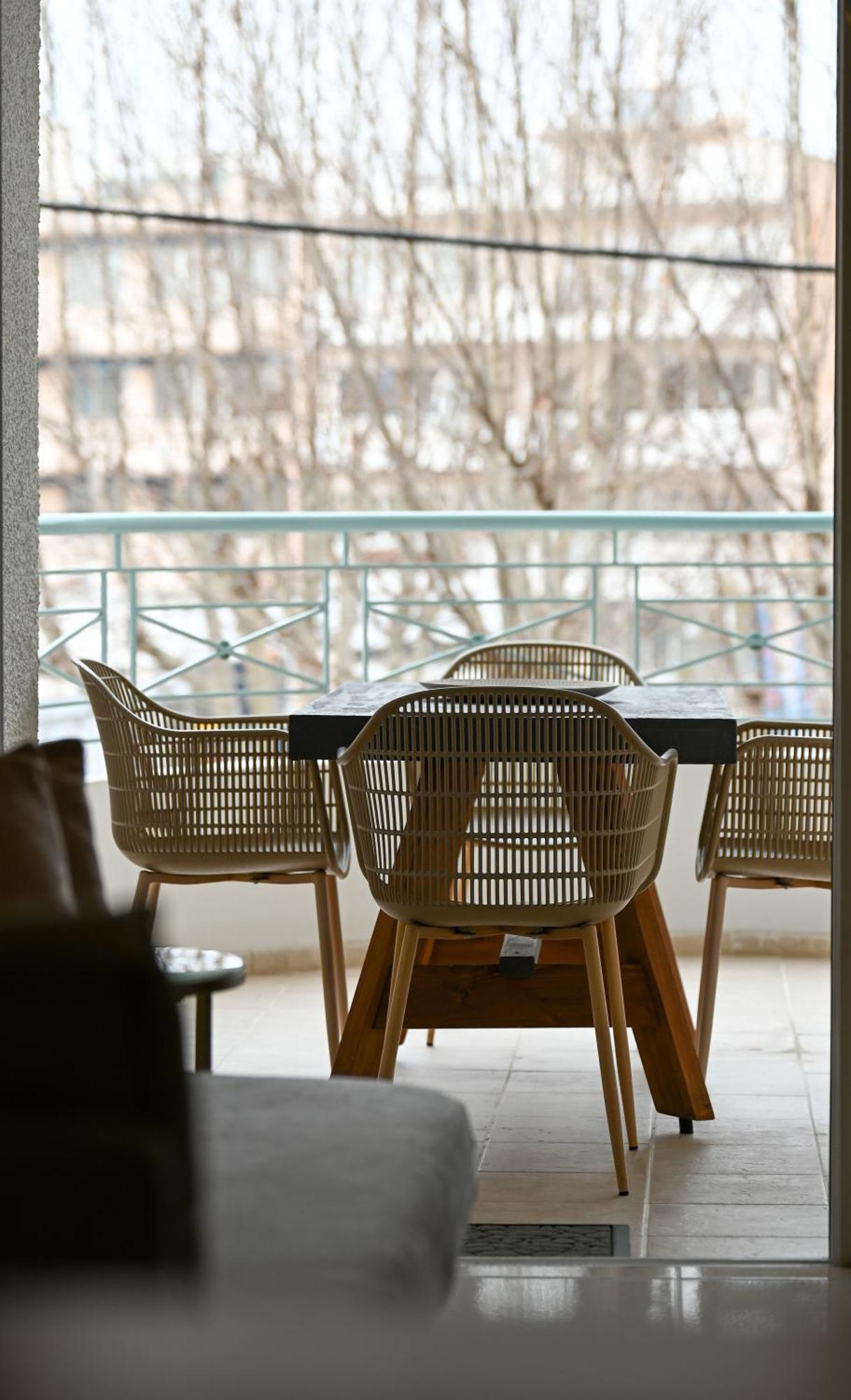 Kostas Home By Bill Apartments Patras Buitenkant foto