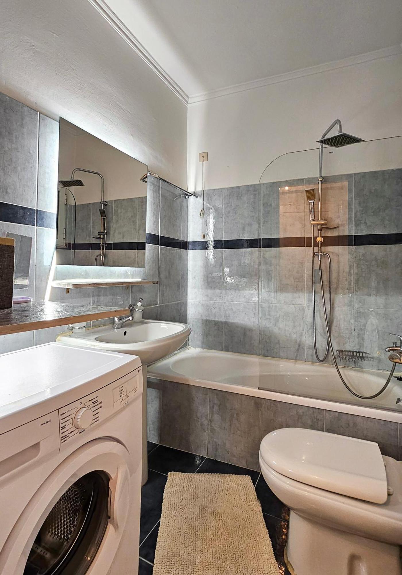 Kostas Home By Bill Apartments Patras Buitenkant foto